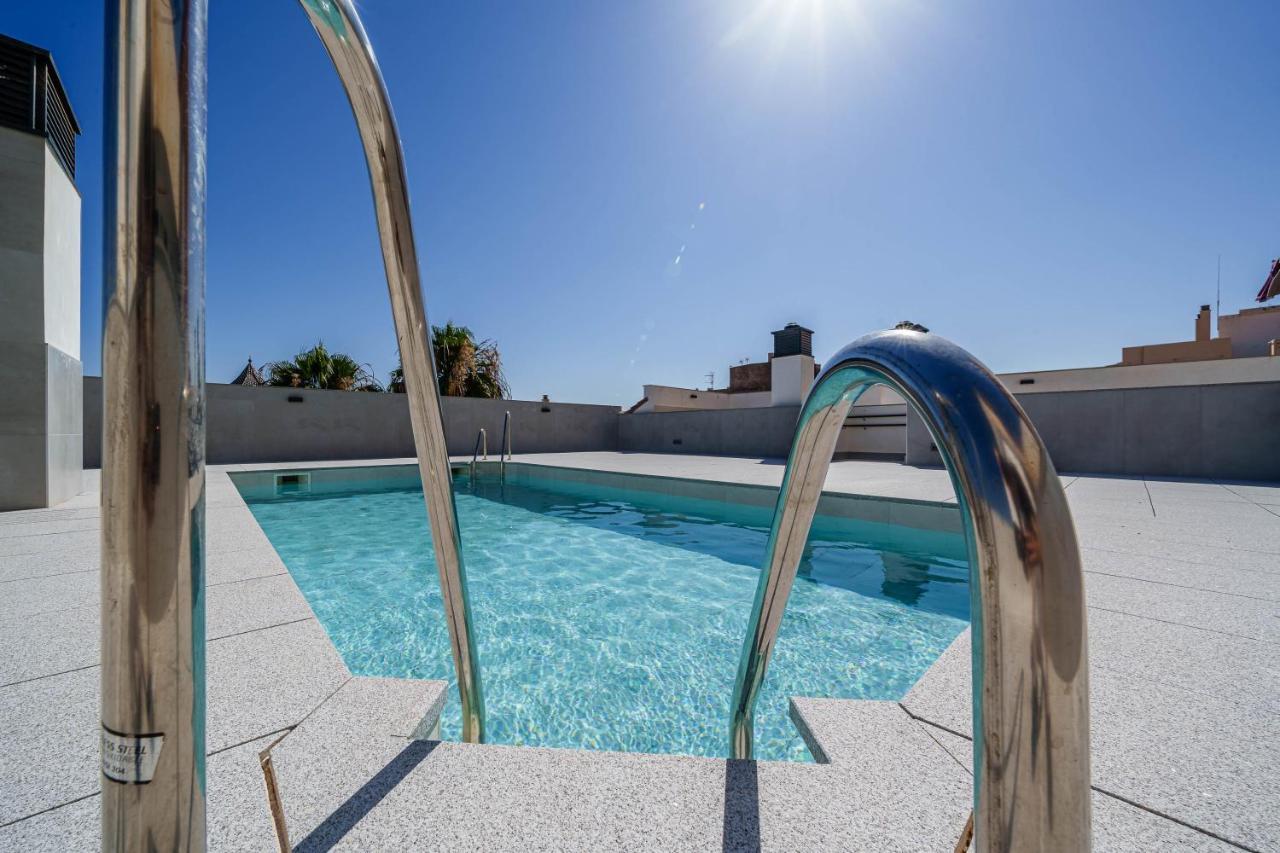 Malaga Old Town Pool & Parking Apartman Kültér fotó